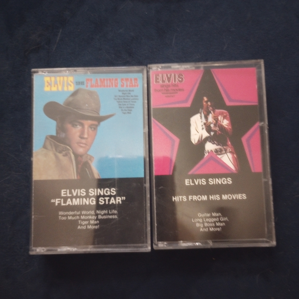 Elvis Sings Cassette Tape Set - Multicolor